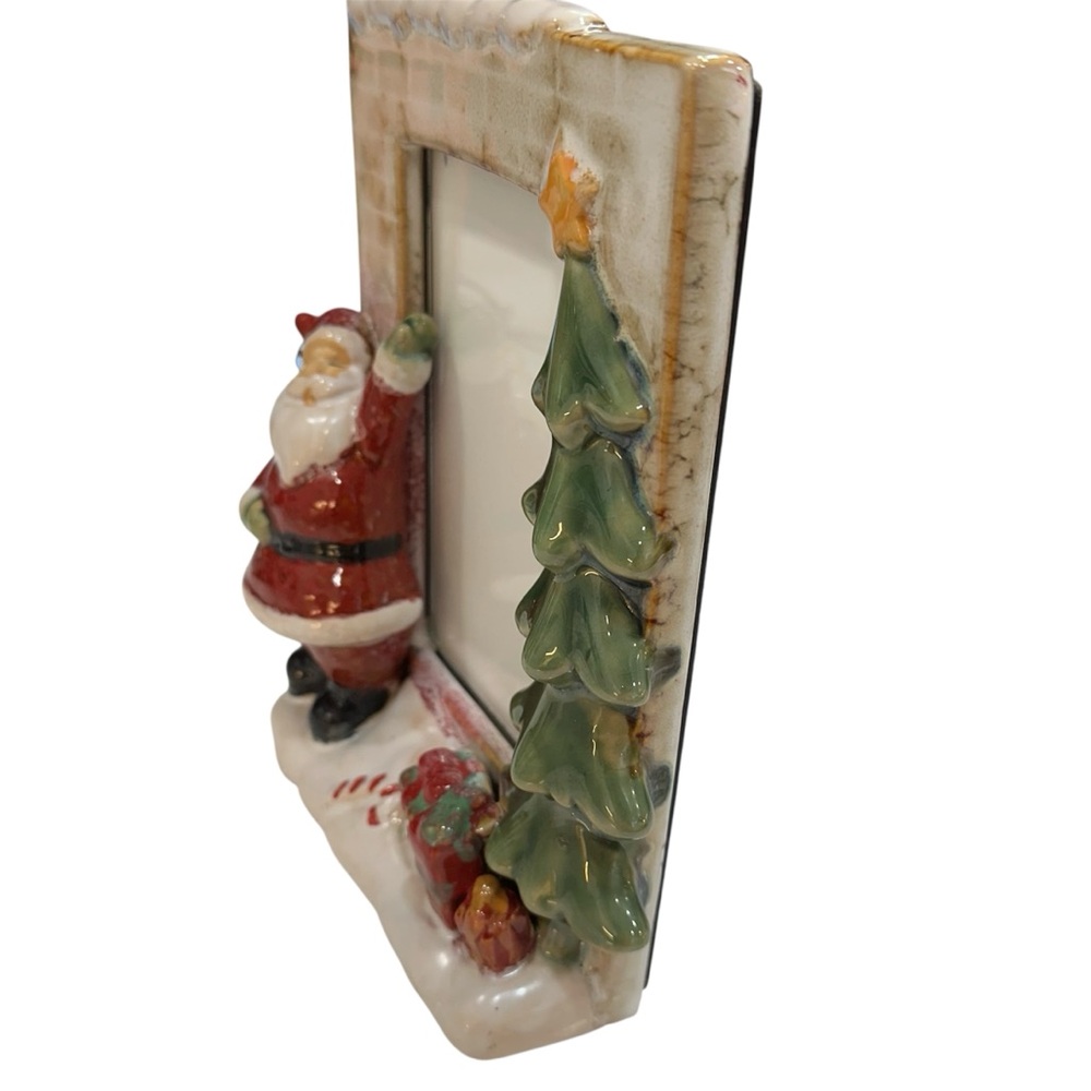 Vintage Ceramic Free Standing 3D Christmas Frame - Santa, Tree & Presents - Picture 2 of 10